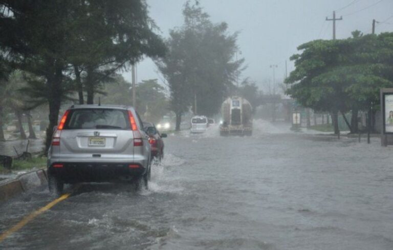 El desastroso drenaje pluvial del país
