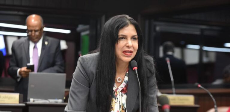 Jueces venales, serviles y  entreguistas, calificó el jurista Ferreras Díaz a los que condenaron a la diputada Rosa Amalia Pilarte