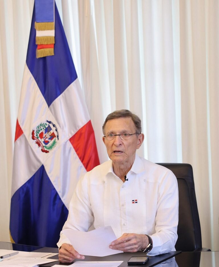 Canciller Roberto Álvarez llama a las autoridades venezolanas que en las próximas horas publiquen las actas originales