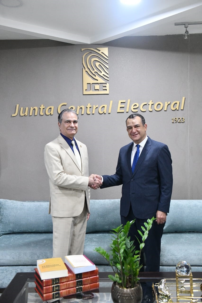 Presidentes JCE y del TSE se reúnen y pasan balance a trabajos ...