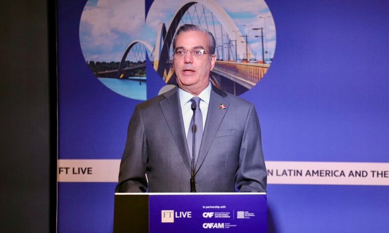 Abinader destaca estabilidad económica y oportunidades de inversión en RD