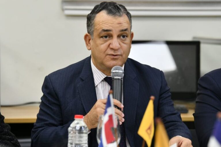 JCE presenta a la SDD proyecto de nueva Cédula de Identidad y Electoral