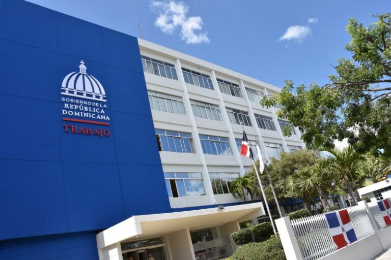 Editorial: Conjura contra la cesantía laboral